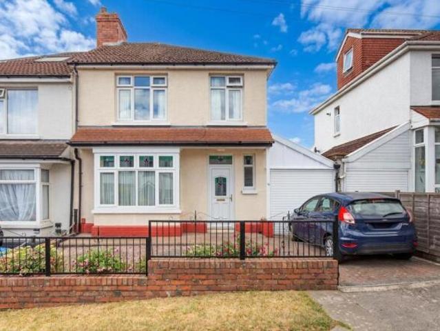 Farm for sale in Horfield, Feckenham