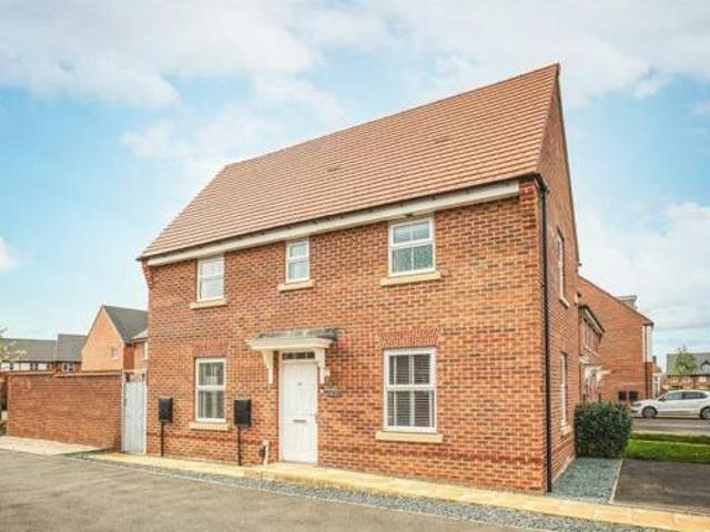 House for sale in East Midlands
