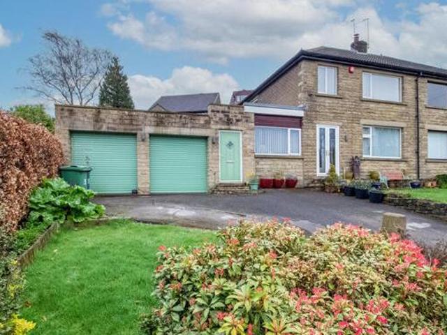 House for sale in Holmfirth, West Yorkshire