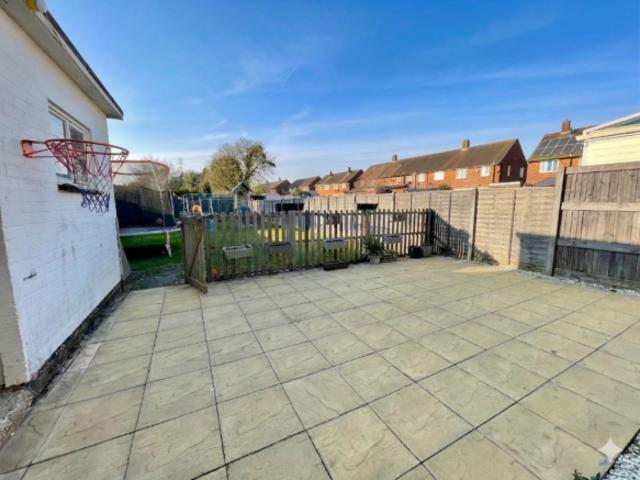 Farm for sale in Luton