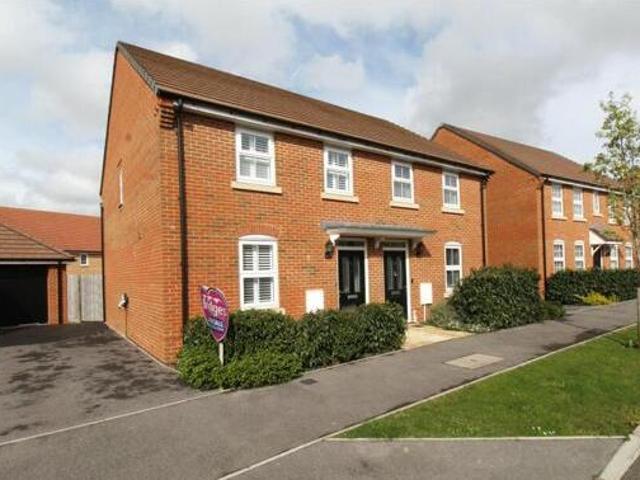 House for sale in Hart, Hampshire