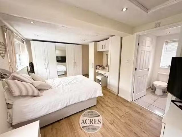 House for sale in Four Oaks