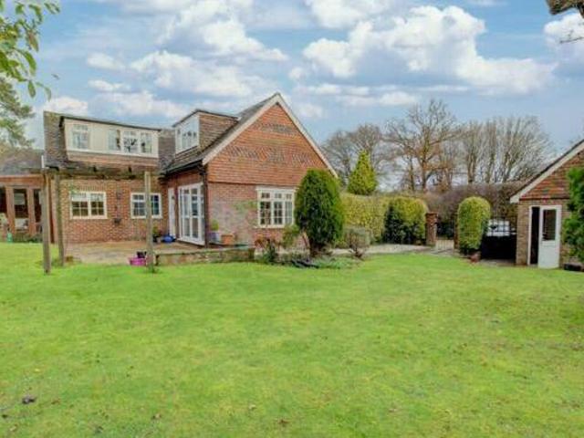 House for sale in Red Hill, Surrey