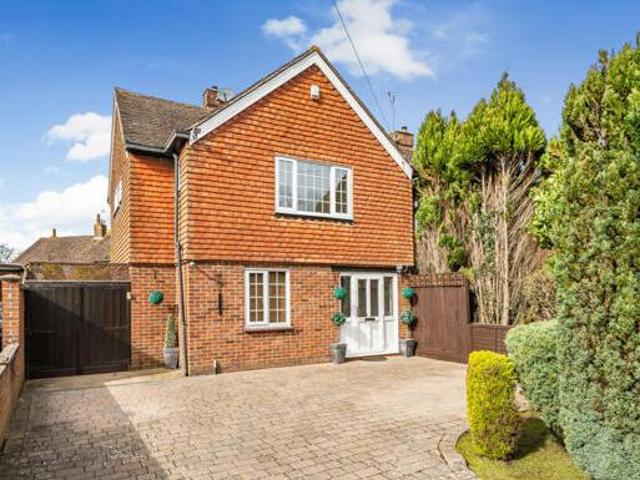 House for sale in Meath Green, Reigate and Banstead