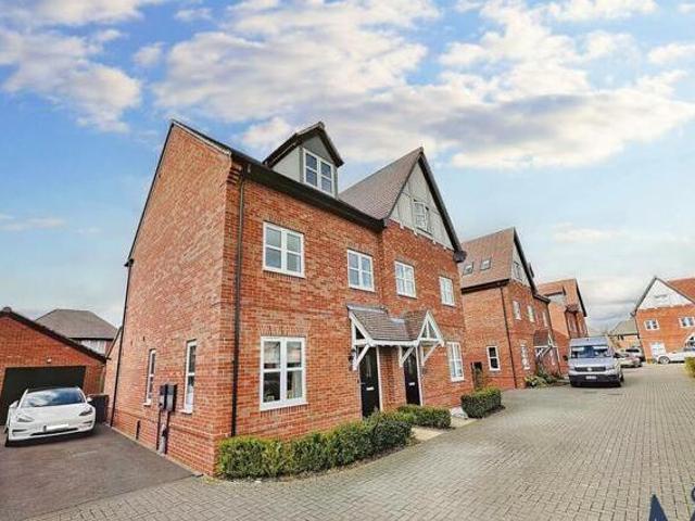 House for sale in Coalville, Leicestershire