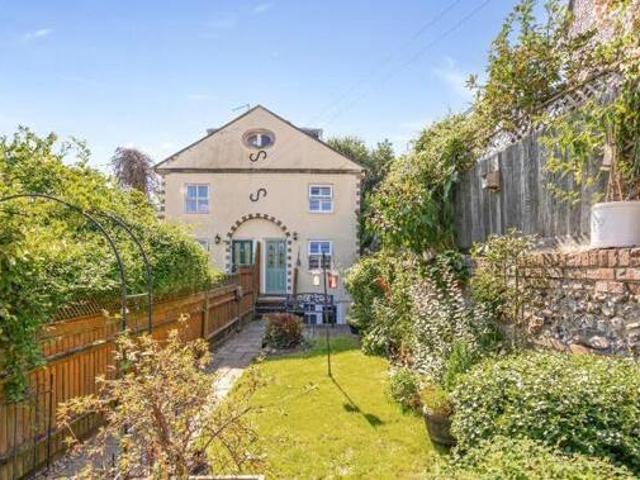 House for sale in Hungerford