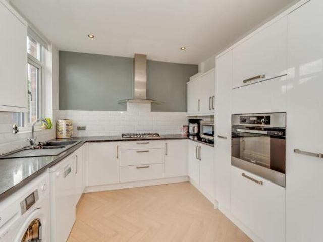 Farm for sale in Meadowhead, Batemoor