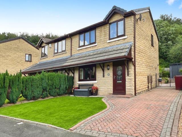 Semi Detached House for sale in Tonge Fold