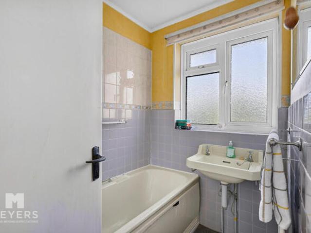 Farm for sale in Bournemouth, Bournemouth, Christchurch and Poole
