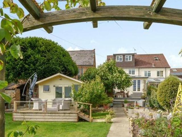 House for sale in Ilminster, Somerset