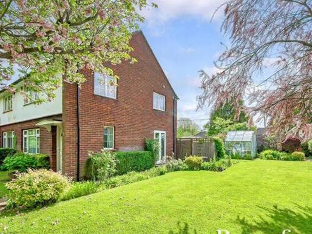 House for sale in Navestock Side, Essex