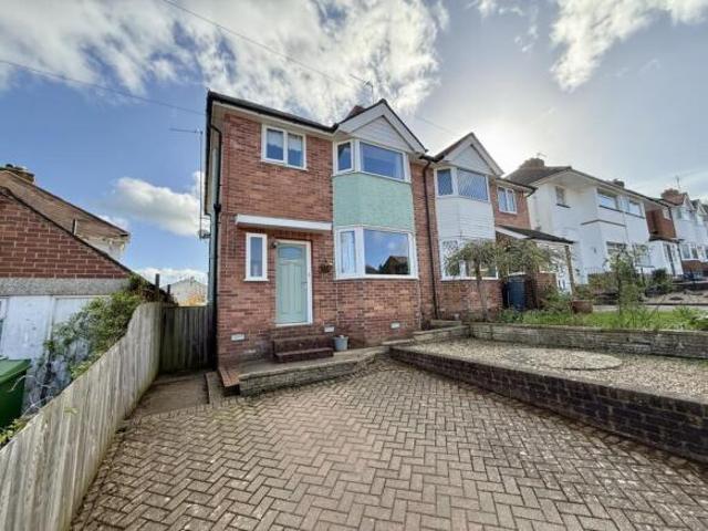 Farm for sale in Isleworth, Greater London