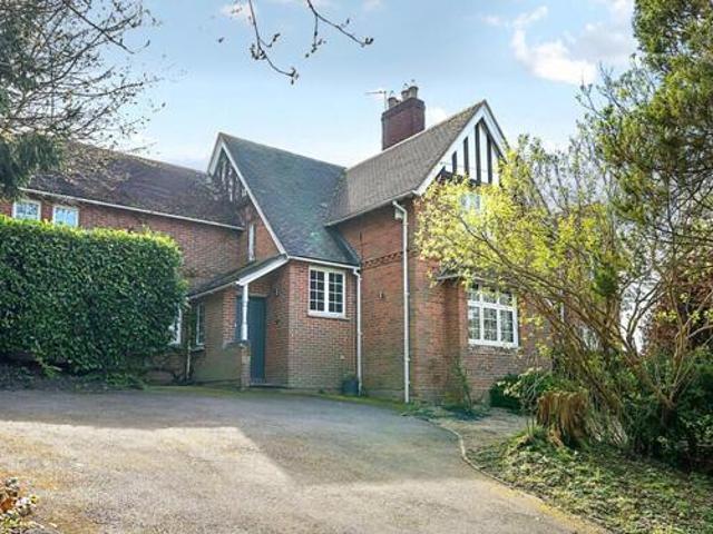 House for sale in The Slade, Oxfordshire