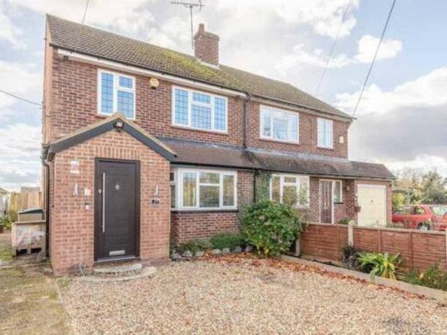 House for sale in Iver