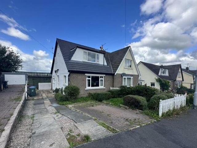 House for sale in Keighley, West Yorkshire