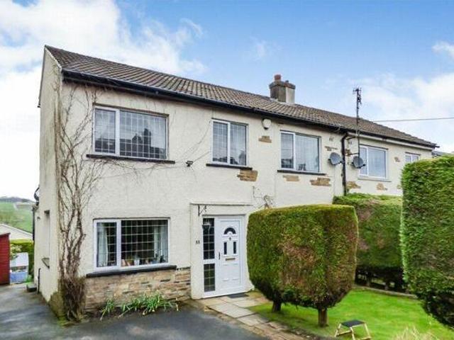 House for sale in Cackleshaw, Bradford