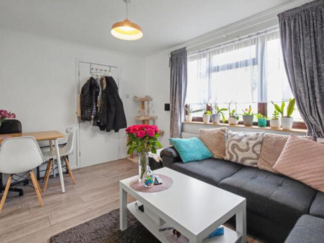 Farm for sale in Kennington, Greater London
