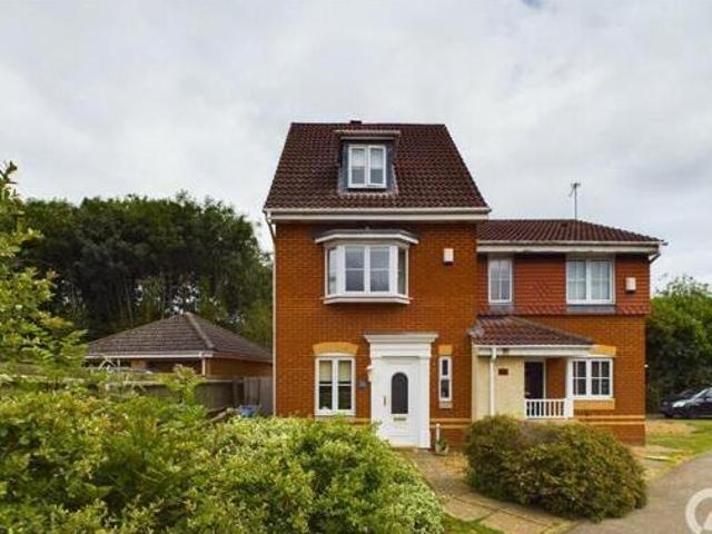 House for sale in Leisure Village, Kettering