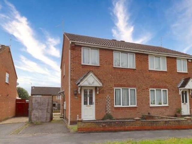 House for sale in Brambleside, Kettering