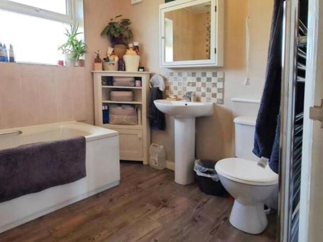 Farm for sale in Woodside Estate, Houghton Regis