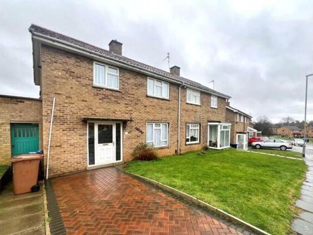House for sale in Northampton, Northamptonshire
