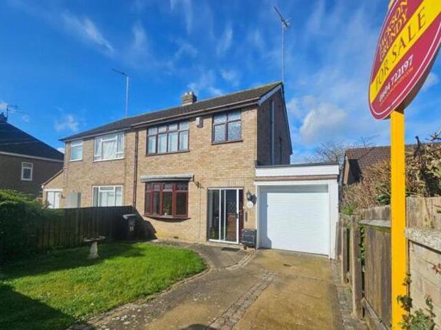 House for sale in Northampton, Northamptonshire