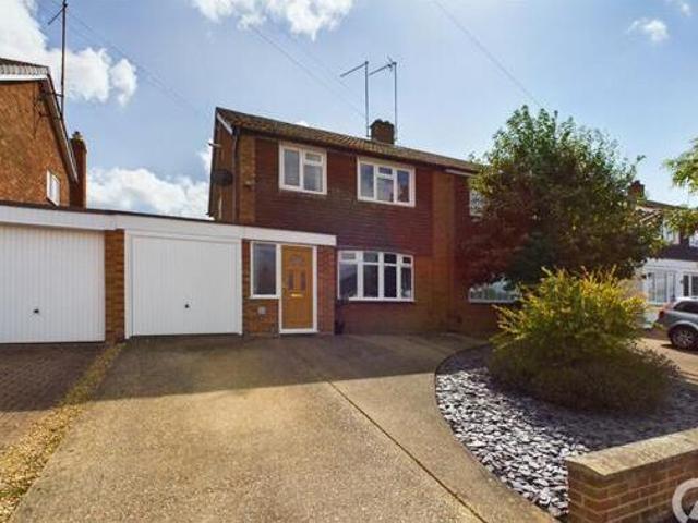 House for sale in Northampton, Northamptonshire