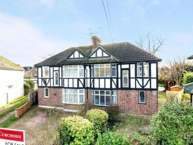 House for sale in Kingston Upon Thames, Greater London