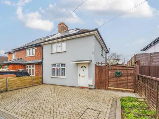 House for sale in Kingston Upon Thames, Greater London
