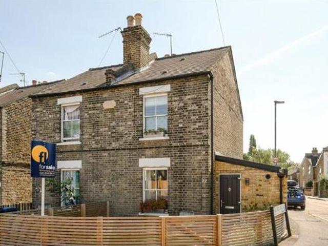 House for sale in Kingston Upon Thames, Greater London