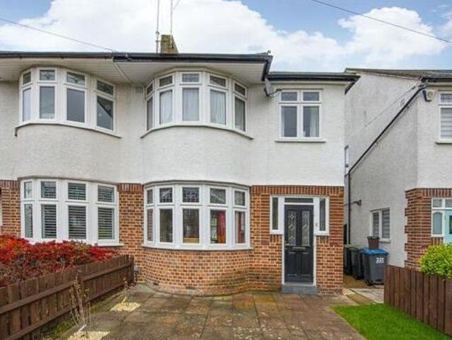 House for sale in Kingston Upon Thames, Greater London