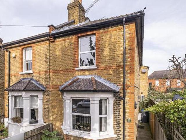 House for sale in Kingston Upon Thames, Greater London