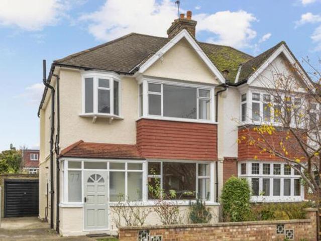 House for sale in Kingston Upon Thames, Greater London