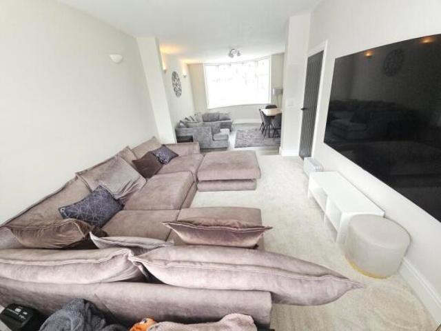 Farm for sale in Lady House, Burnedge