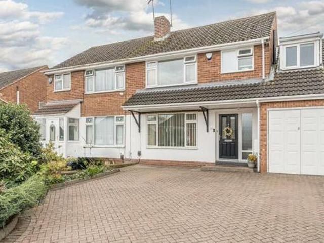 House for sale in Stourbridge, West Midlands