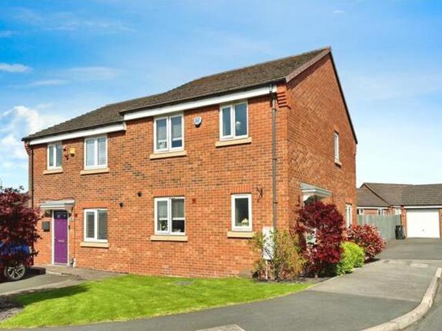 House for sale in Brierley Hill, West Midlands