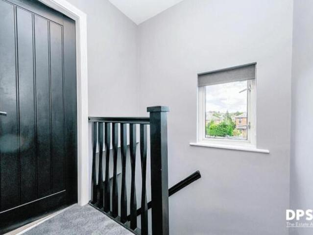 Farm for sale in Wortley, West Yorkshire
