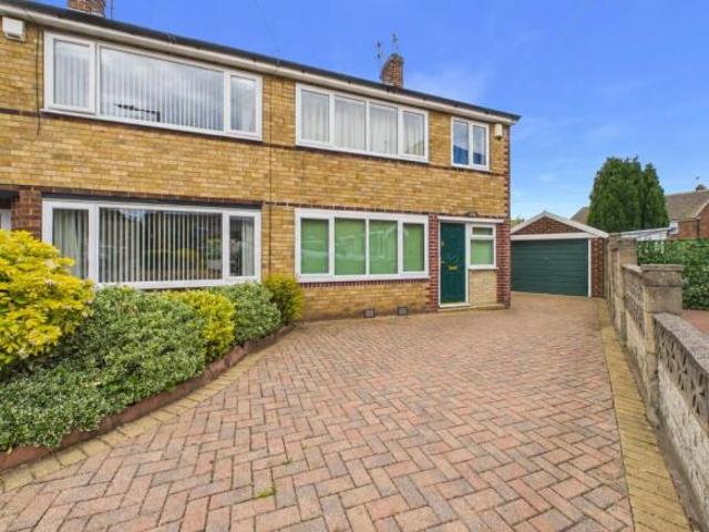 Farm for sale in Scawsby, South Yorkshire