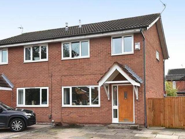 House for sale in Knutsford