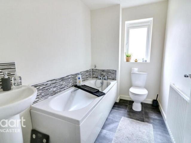 Farm for sale in Balby, Doncaster