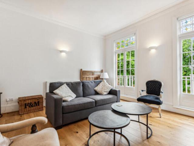 Maisonette for sale