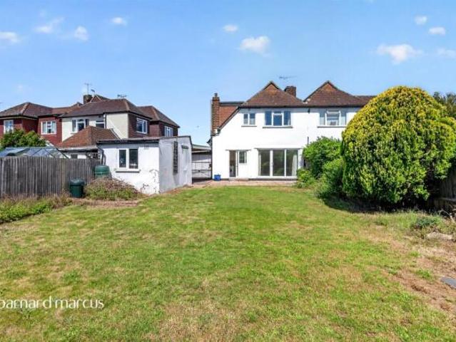 Farm for sale in New Malden, Greater London