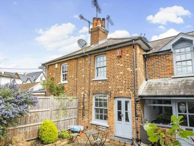 House for sale in Pachesham Park, Surrey