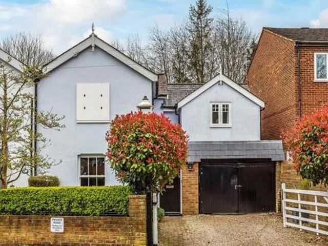 House for sale in Pachesham Park, Surrey