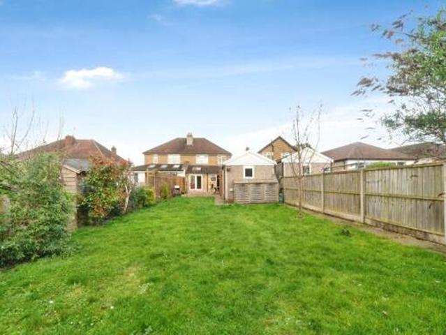 House for sale in Pachesham Park, Surrey