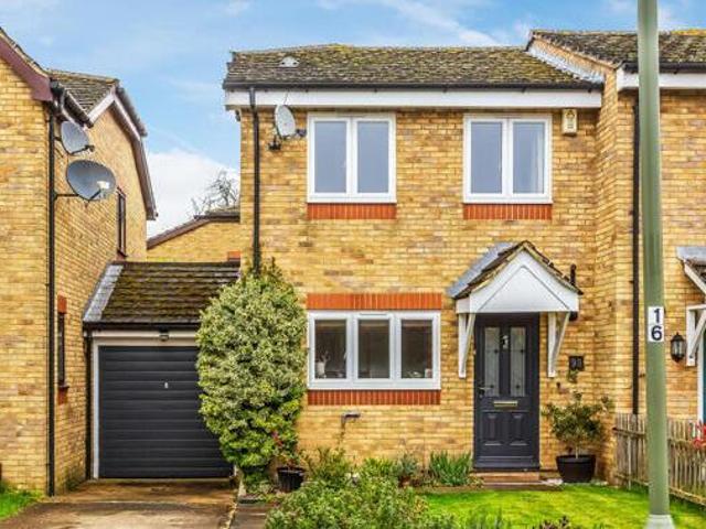House for sale in Pachesham Park, Surrey