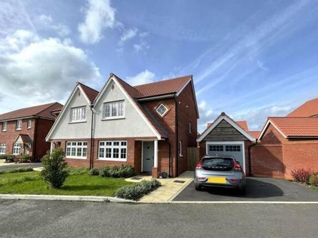 House for sale in Cheltenham, Gloucestershire