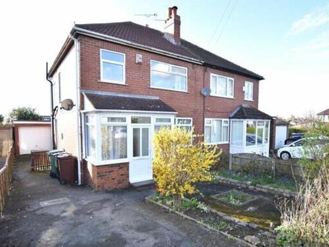 House for sale in Westfield, Guiseley