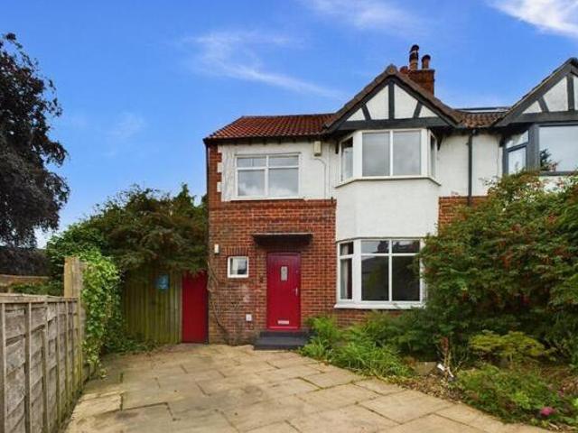 House for sale in Chapel Allerton, West Yorkshire