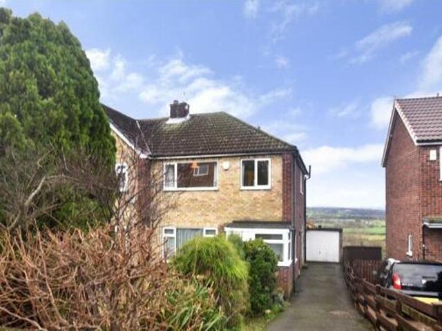 House for sale in Farsley, Leeds